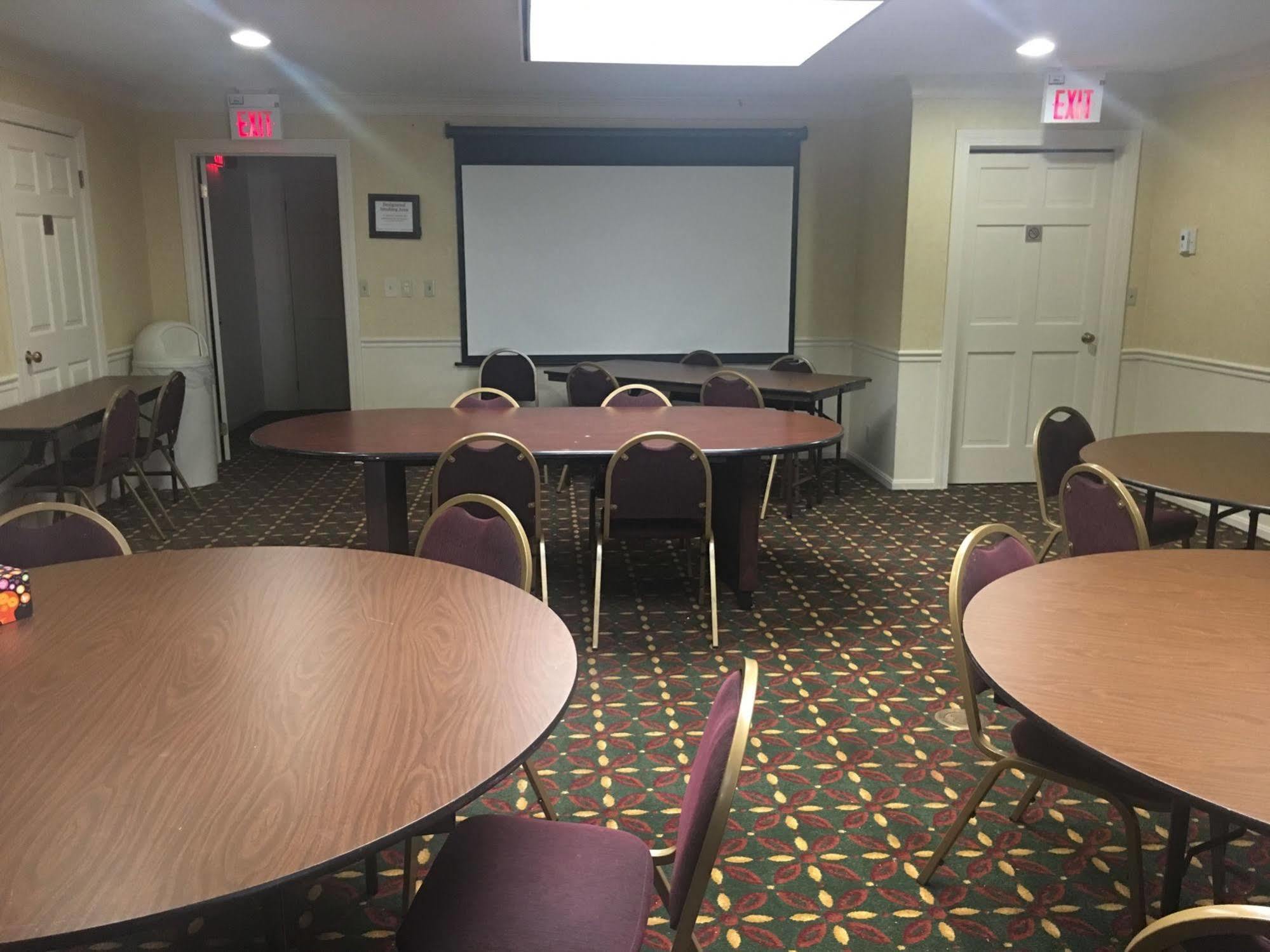 Fairbridge Inn & Suites - Akron Copley Township - West Esterno foto