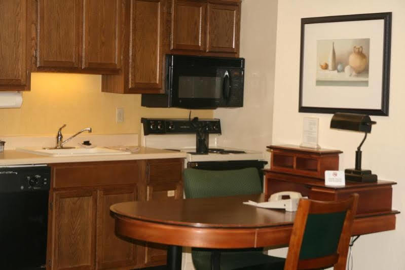 Fairbridge Inn & Suites - Akron Copley Township - West Esterno foto