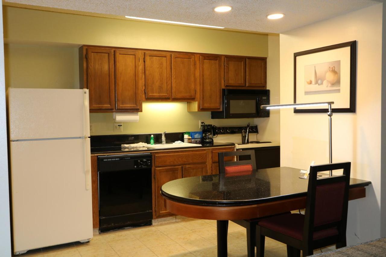 Fairbridge Inn & Suites - Akron Copley Township - West Camera foto