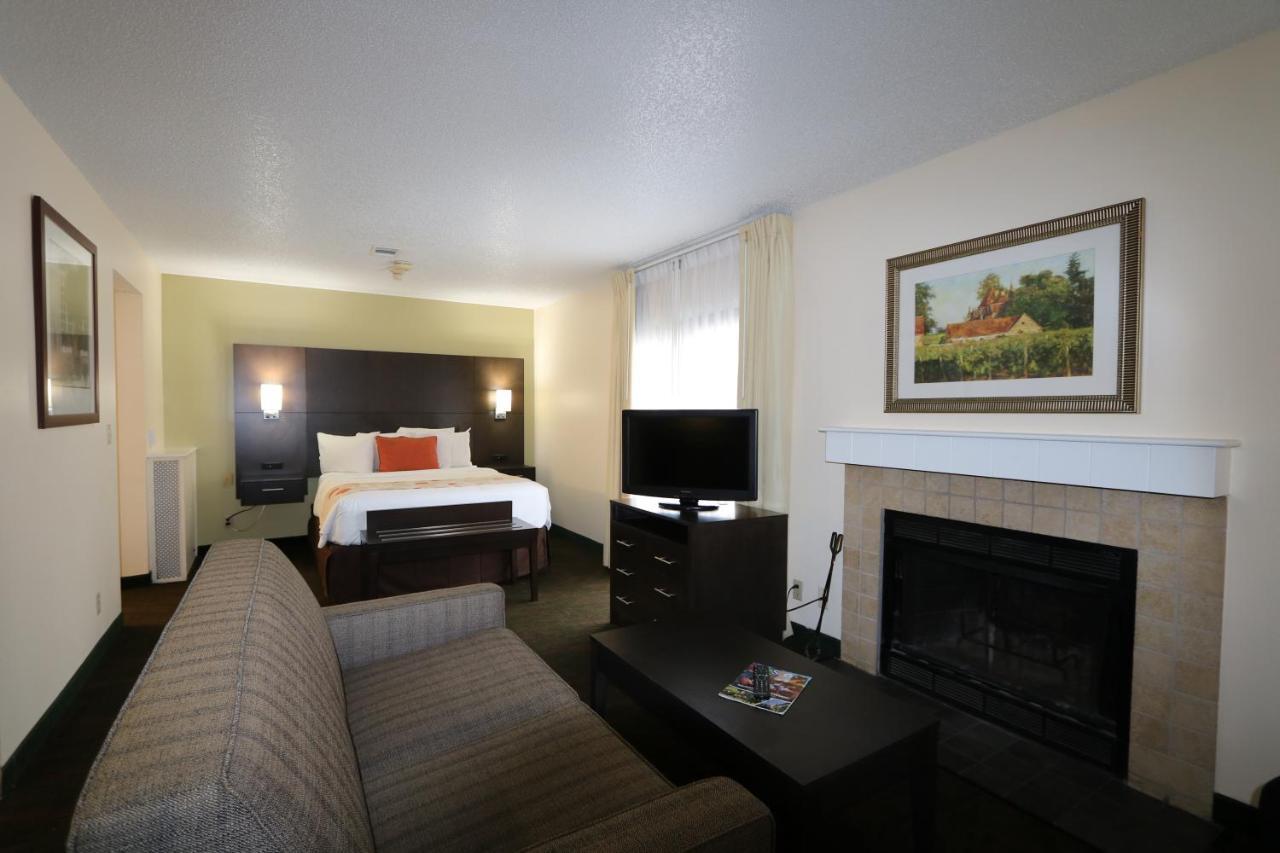 Fairbridge Inn & Suites - Akron Copley Township - West Camera foto